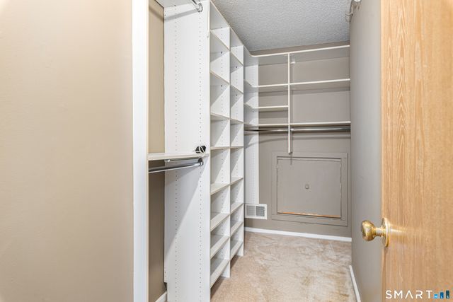 23 Wood Duck Lane 23, Simsbury, CT 06081