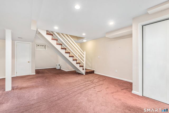 23 Wood Duck Lane 23, Simsbury, CT 06081