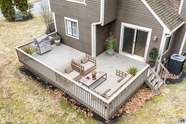 23 Wood Duck Lane 23, Simsbury, CT 06081