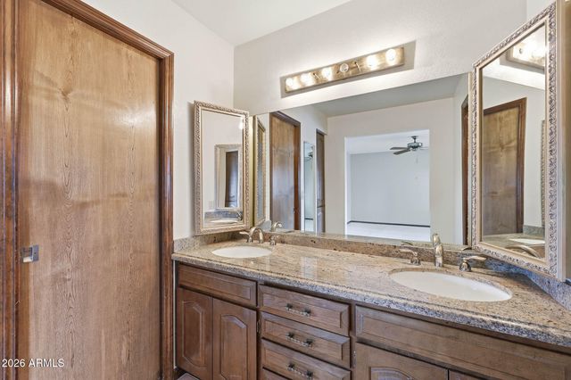 2255 E JACARANDA Street, Mesa, AZ 85213