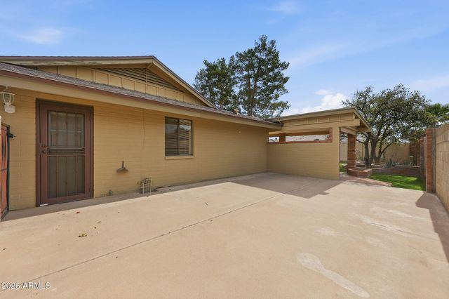 2255 E JACARANDA Street, Mesa, AZ 85213