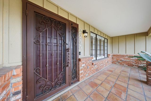 2255 E JACARANDA Street, Mesa, AZ 85213