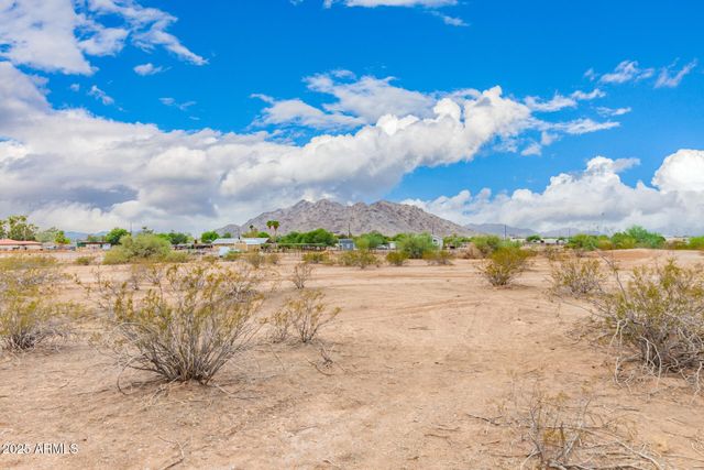 11841 N LAVERN Lane, Maricopa, AZ 85139