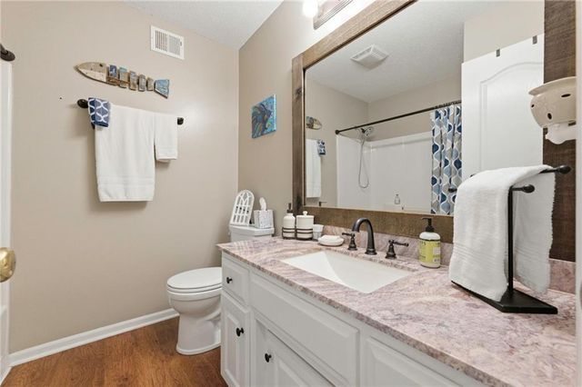 2225 Martha Lane, Greenwood, MO 64034