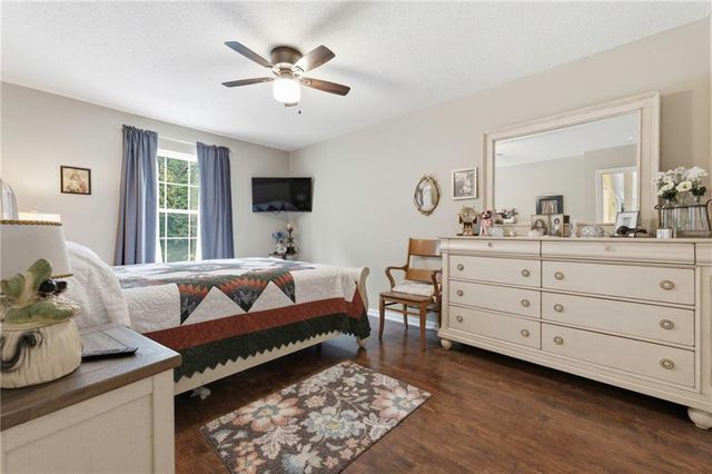 2225 Martha Lane, Greenwood, MO 64034