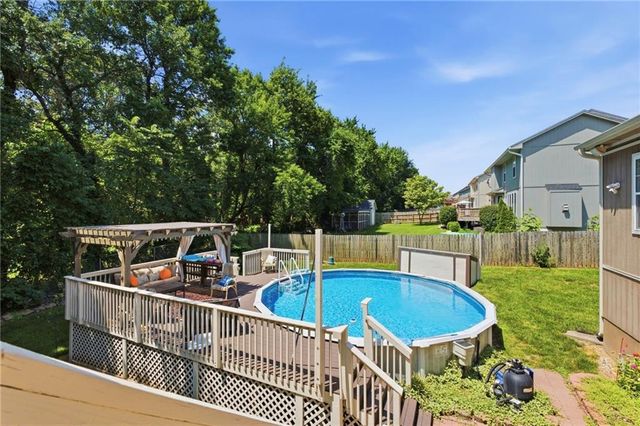 2225 Martha Lane, Greenwood, MO 64034