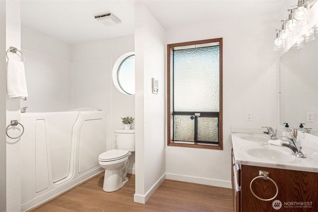 1189 Ocean Shores Boulevard, Ocean Shores, WA 98569