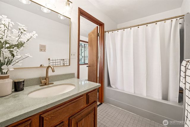 1189 Ocean Shores Boulevard, Ocean Shores, WA 98569