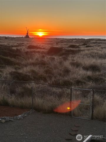 1189 Ocean Shores Boulevard, Ocean Shores, WA 98569