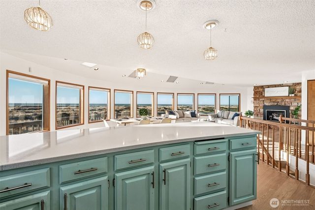 1189 Ocean Shores Boulevard, Ocean Shores, WA 98569