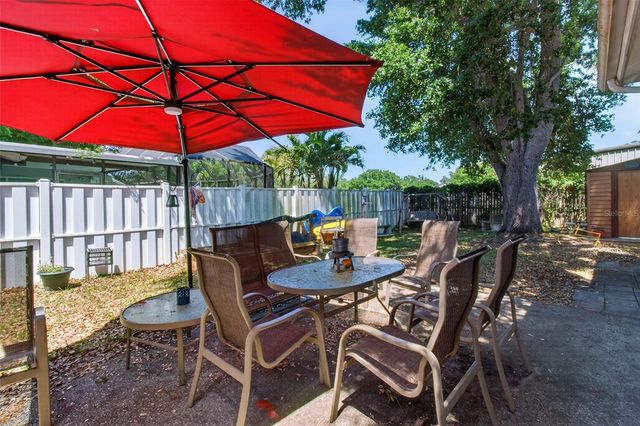 2071 59TH STREET N, Clearwater, FL 33760