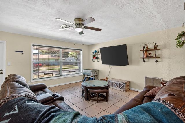 2071 59TH STREET N, Clearwater, FL 33760