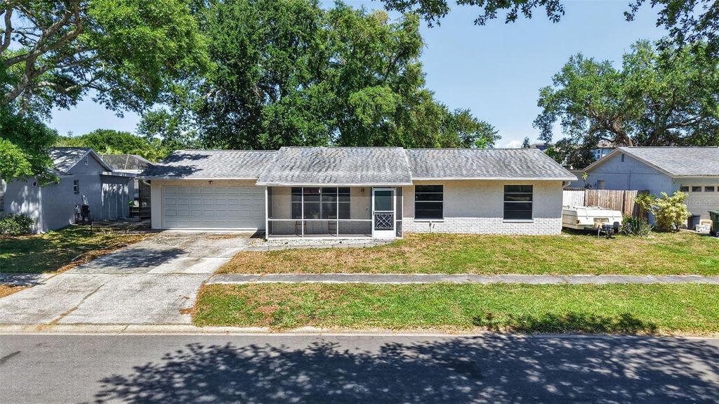 2071 59TH STREET N, Clearwater, FL 33760