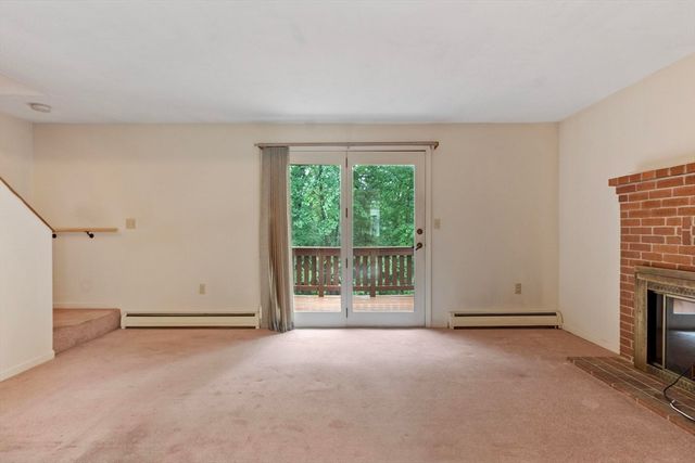 119 Cortland Cir 119, Leominster, MA 01453