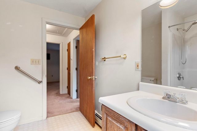 119 Cortland Cir 119, Leominster, MA 01453