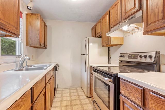 119 Cortland Cir 119, Leominster, MA 01453