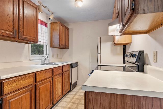 119 Cortland Cir 119, Leominster, MA 01453