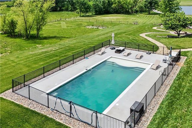 30521 Foxtail Drive, Drexel, MO 64742