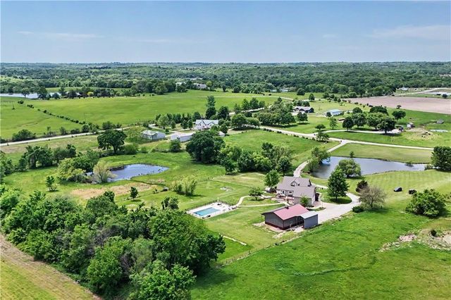 30521 Foxtail Drive, Drexel, MO 64742