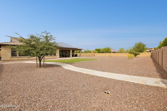 7551 W SAGUARO PARK Lane, Peoria, AZ 85383