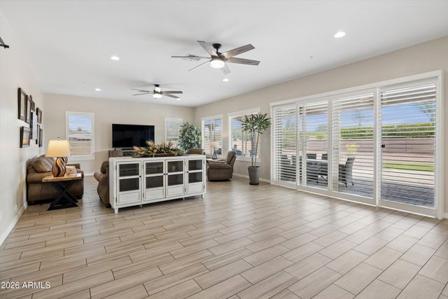 7551 W SAGUARO PARK Lane, Peoria, AZ 85383