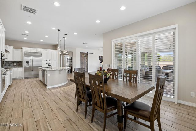7551 W SAGUARO PARK Lane, Peoria, AZ 85383