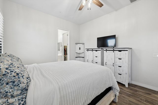 7551 W SAGUARO PARK Lane, Peoria, AZ 85383