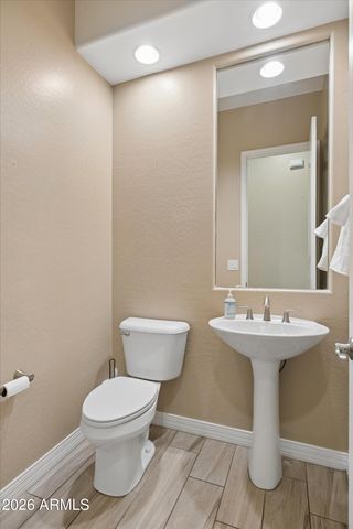 7551 W SAGUARO PARK Lane, Peoria, AZ 85383