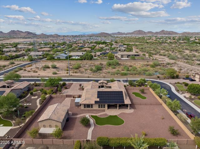 7551 W SAGUARO PARK Lane, Peoria, AZ 85383