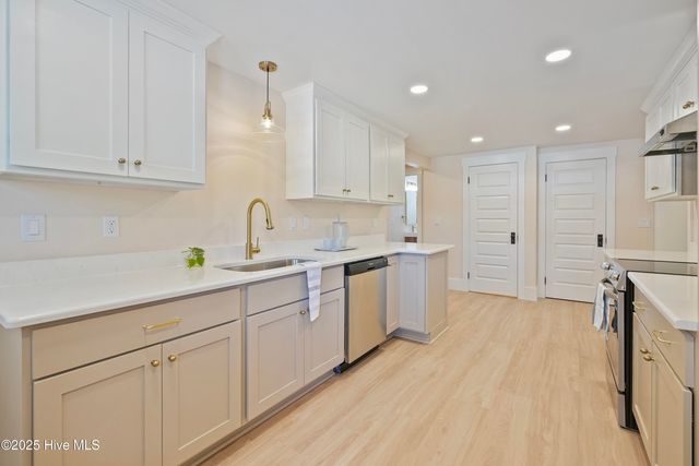 173 S Hardin Street, Southern Pines, NC 28387