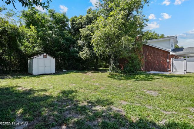 173 S Hardin Street, Southern Pines, NC 28387