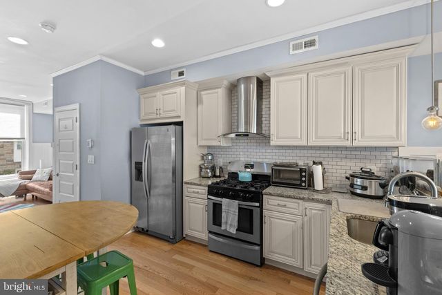 10 N CURLEY ST, Baltimore, MD 21224