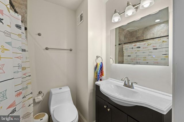 10 N CURLEY ST, Baltimore, MD 21224