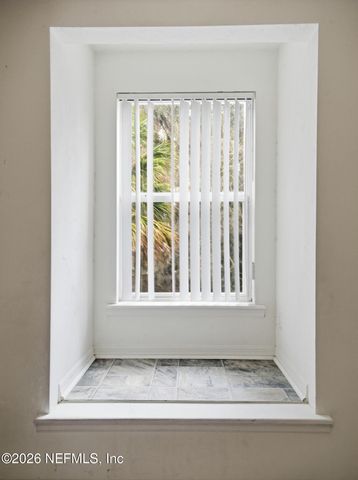 4700 SW ARCHER Road D27, Gainesville, FL 32608