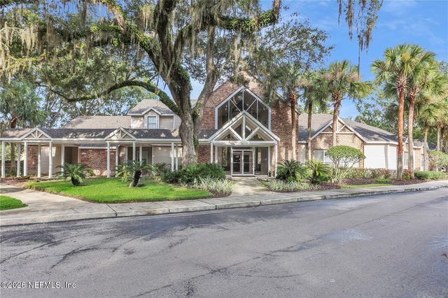 4700 SW ARCHER Road D27, Gainesville, FL 32608