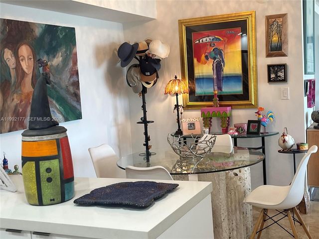 1000 Quayside Ter 1404, Miami, FL 33138