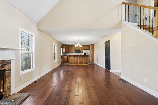 27 Larsen Ridge, Adairsville, GA 30103