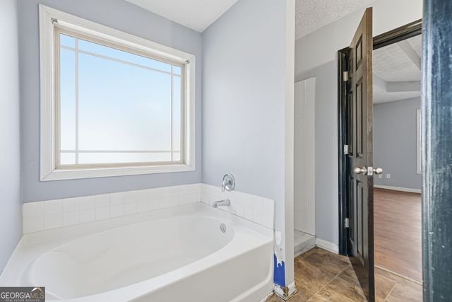 27 Larsen Ridge, Adairsville, GA 30103