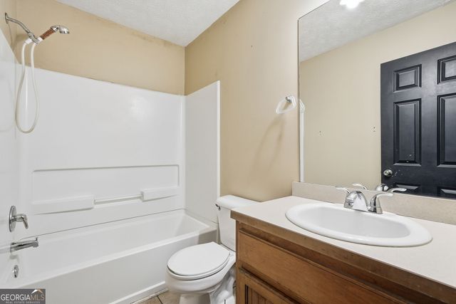 27 Larsen Ridge, Adairsville, GA 30103