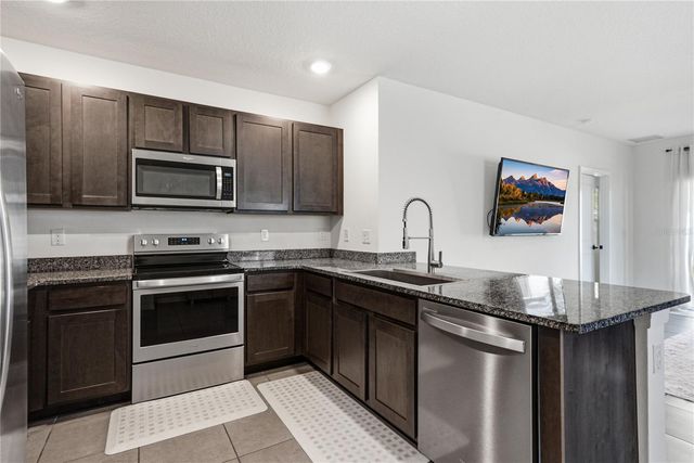 32844 BROOKS HAWK LANE, Wesley Chapel, FL 33543