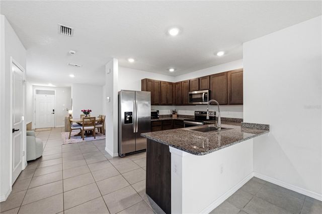 32844 BROOKS HAWK LANE, Wesley Chapel, FL 33543