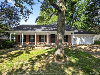 6819 Snead Court, Oakville, MO 63129