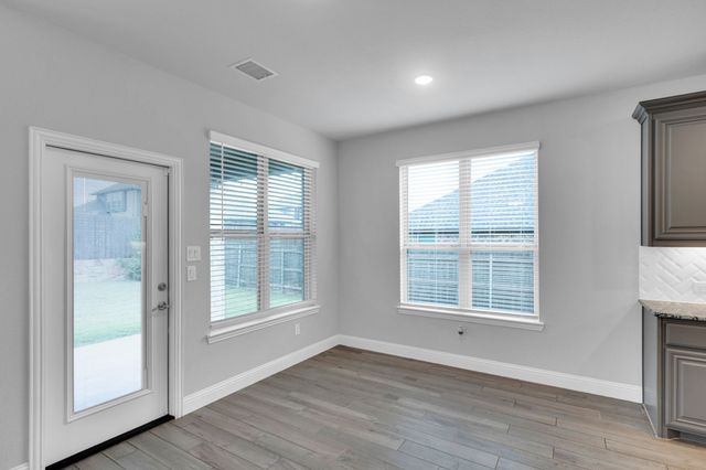 174 Half Moon Drive, Waxahachie, TX 75165