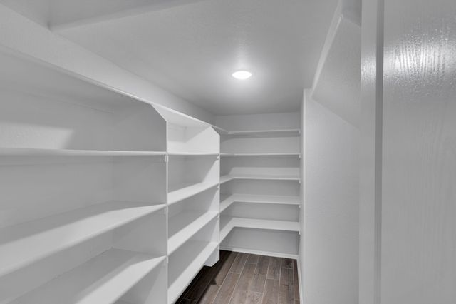 174 Half Moon Drive, Waxahachie, TX 75165