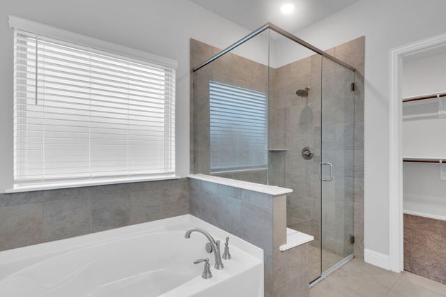 174 Half Moon Drive, Waxahachie, TX 75165