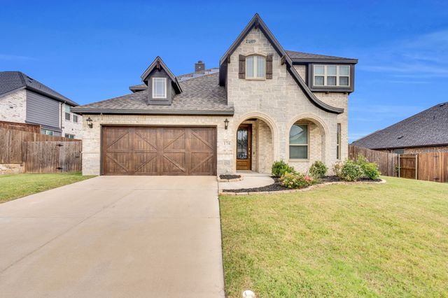 174 Half Moon Drive, Waxahachie, TX 75165