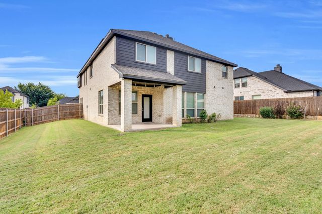 174 Half Moon Drive, Waxahachie, TX 75165