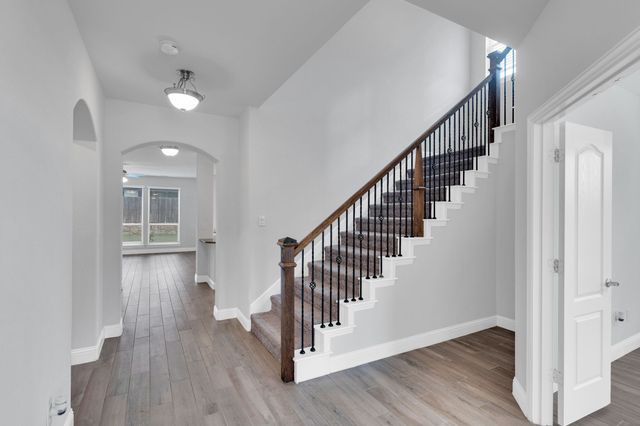 174 Half Moon Drive, Waxahachie, TX 75165