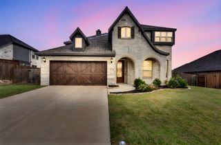 174 Half Moon Drive, Waxahachie, TX 75165