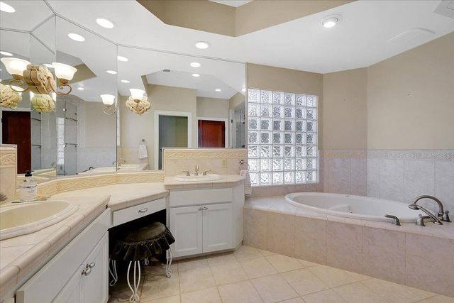 620 Lyndsey Ln, Yuba City, CA 95993